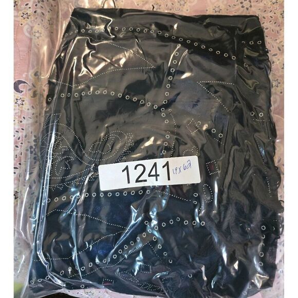 Velvet & Sheer Patchwork Paisley Design Shawl With Fringe - Black Red & Blue - Picture 8 of 8